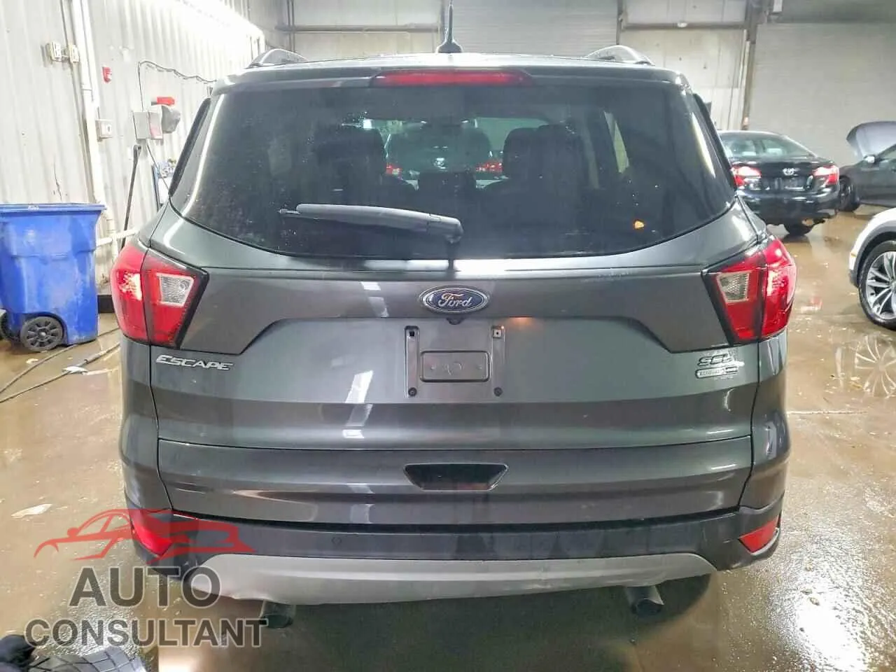 2019 FORD ESCAPE Damaged VIN 1FMCU9HD0KUB22149 – engine bay