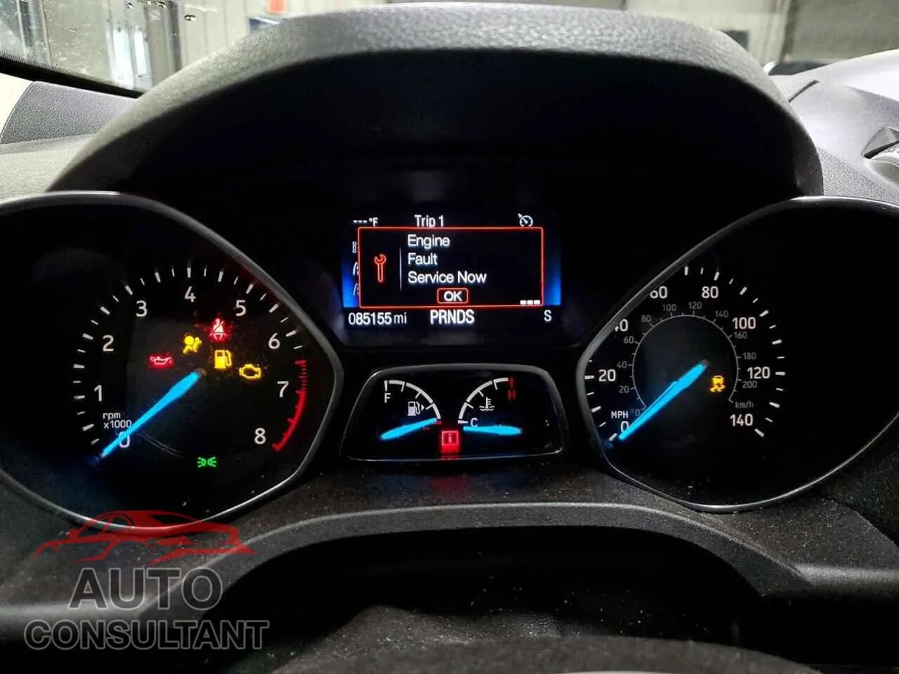2019 FORD ESCAPE Damaged VIN 1FMCU9HD0KUB22149 – trunk area