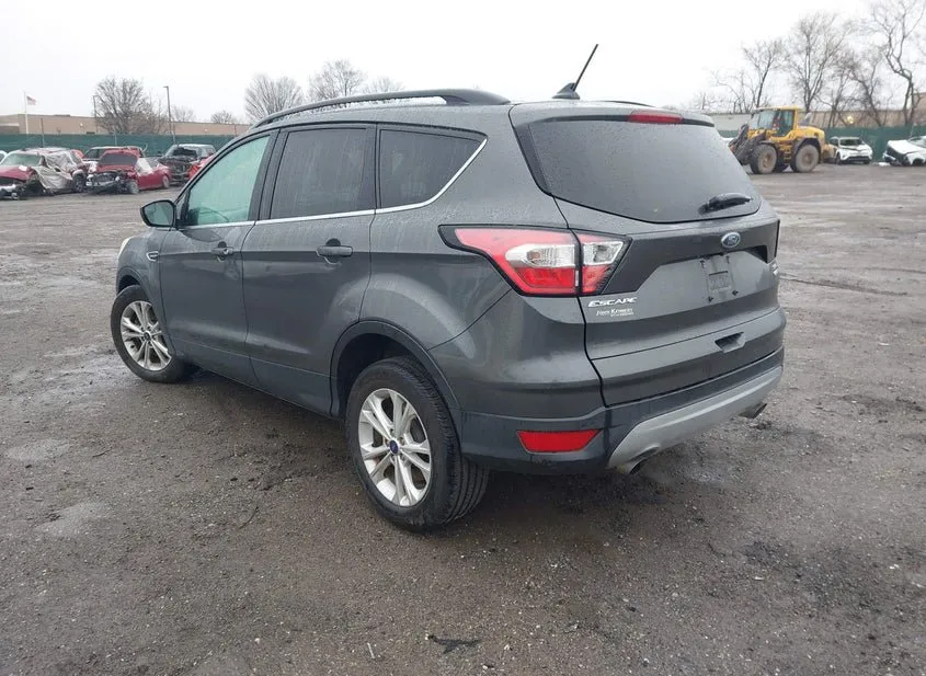 2018 FORD Escape Used VIN 1FMCU9HD1JUA77950 – undercarriage