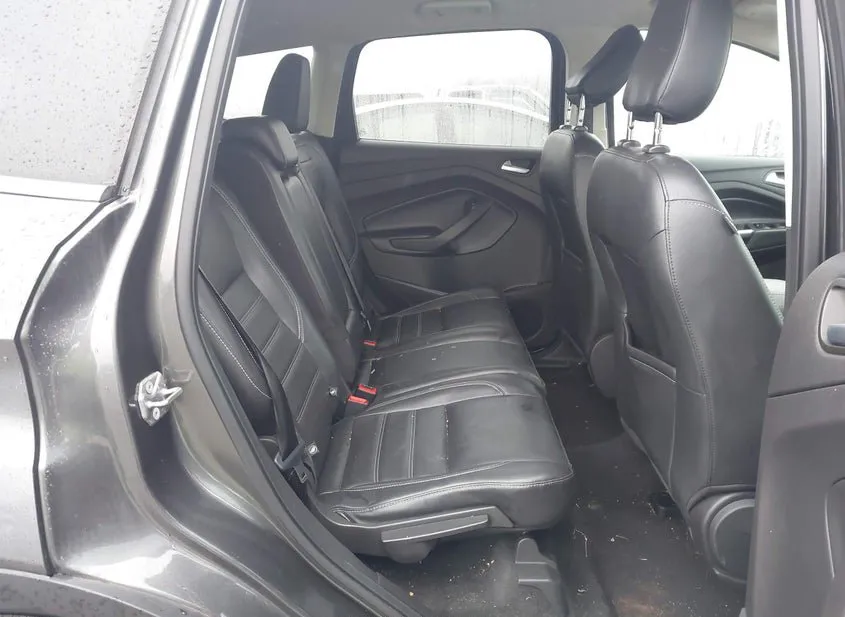 2018 FORD Escape Used VIN 1FMCU9HD1JUA77950 – trunk area