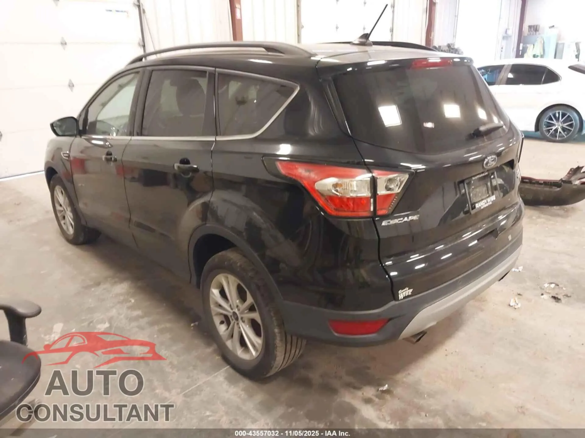 2018 FORD ESCAPE Damaged VIN 1FMCU9HD8JUA96527 – side profile