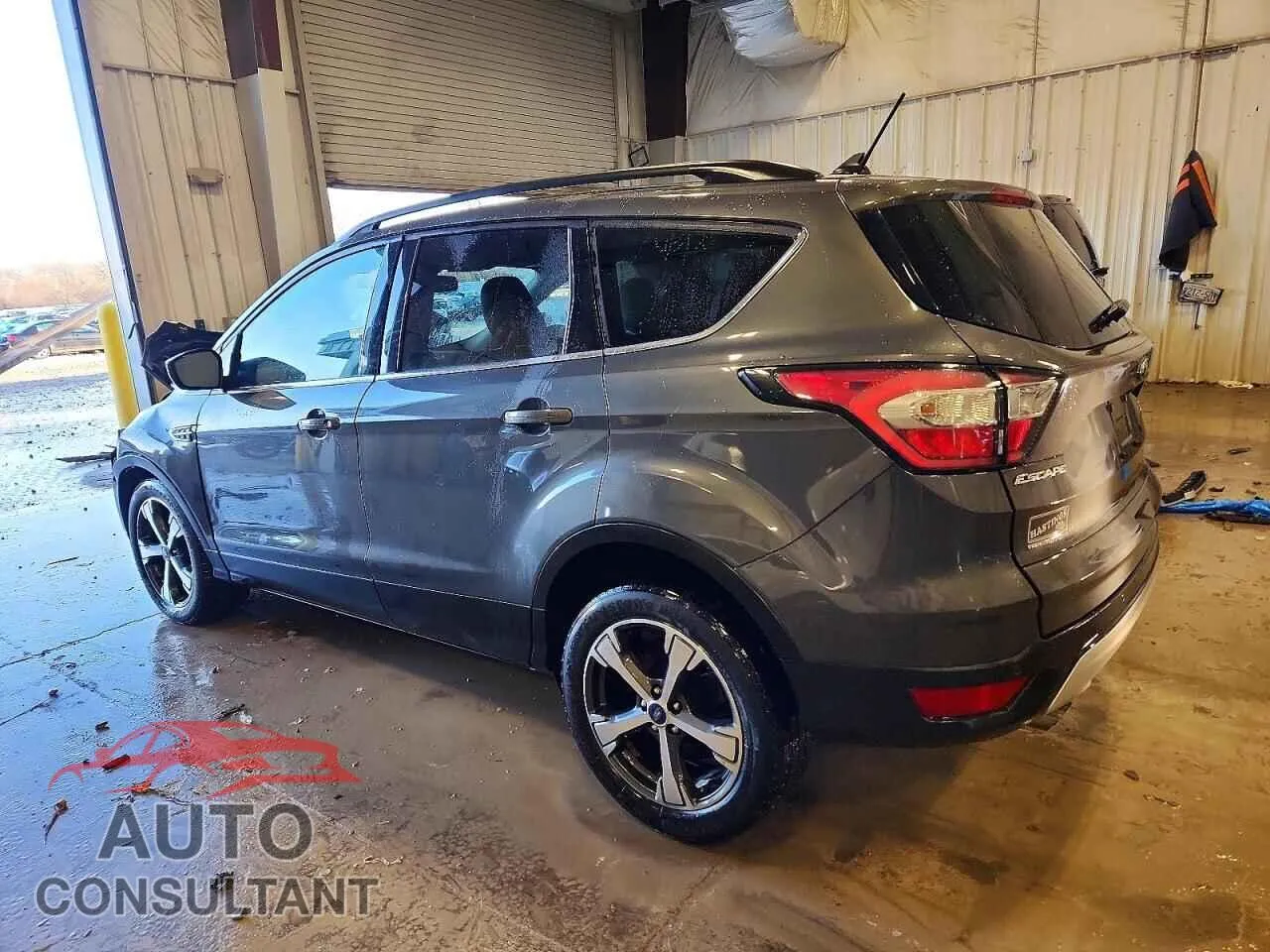 2018 FORD ESCAPE Damaged VIN 1FMCU9HDXJUA85643 – rear exterior