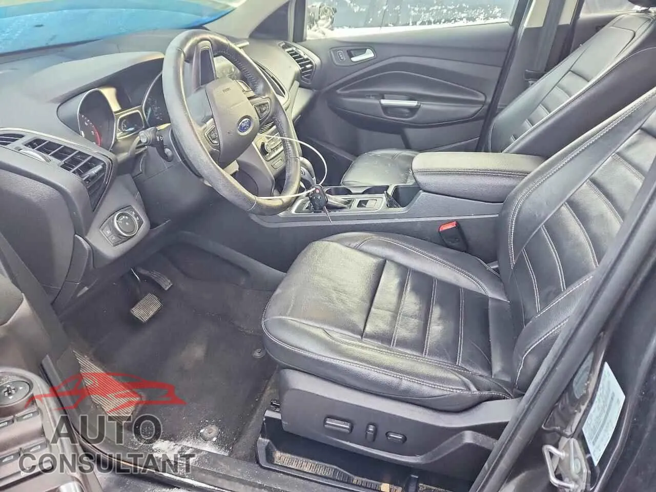 2018 FORD ESCAPE Damaged VIN 1FMCU9HDXJUA85643 – exterior detail