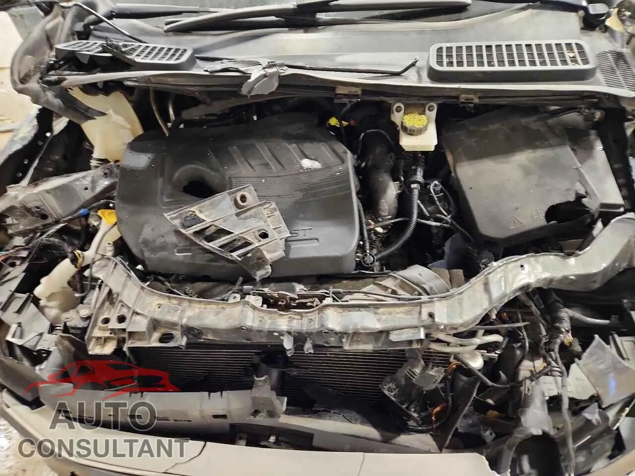 2018 FORD ESCAPE Damaged VIN 1FMCU9HDXJUA85643 – photo 12