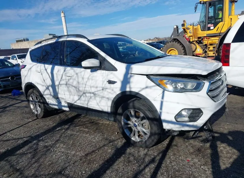 2018 FORD Escape Used VIN 1FMCU9HDXJUB40169 – exterior detail