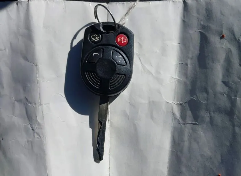 2018 FORD Escape Used VIN 1FMCU9HDXJUB40169 – photo 17