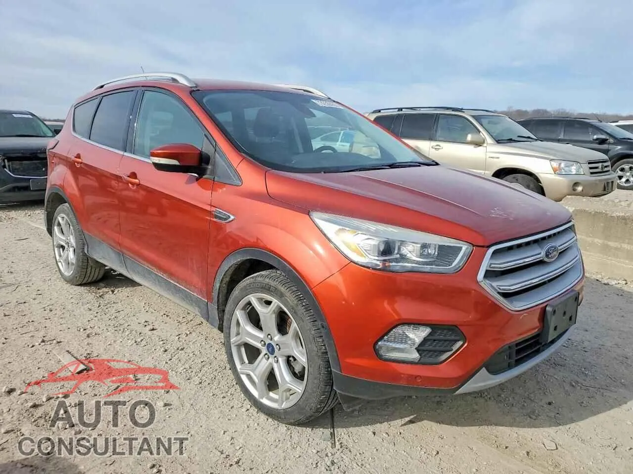 2019 FORD ESCAPE Damaged VIN 1FMCU9J94KUA39832 – dashboard