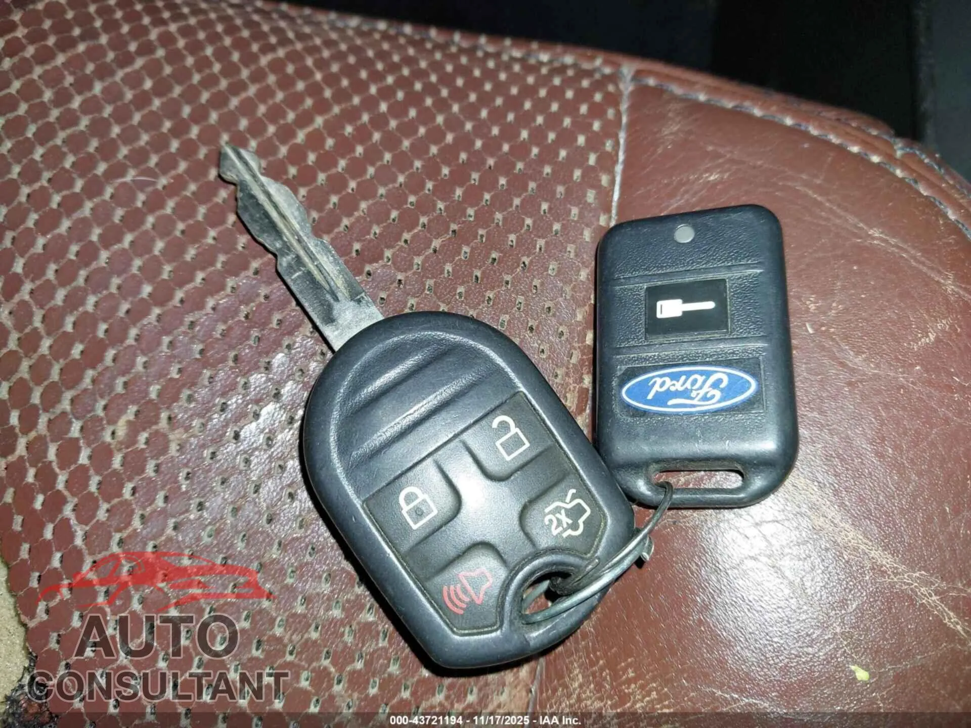 2012 FORD EXPEDITION EL Damaged VIN 1FMJK1J5XCEF17517 – photo 11