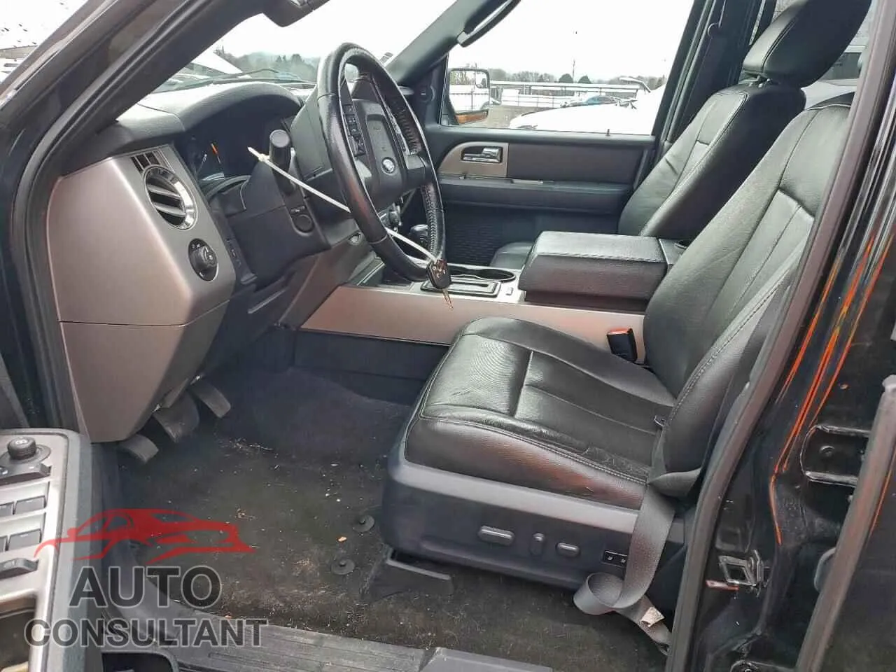2015 FORD EXPEDITION Damaged VIN 1FMJK1JT0FEF45085 – exterior detail