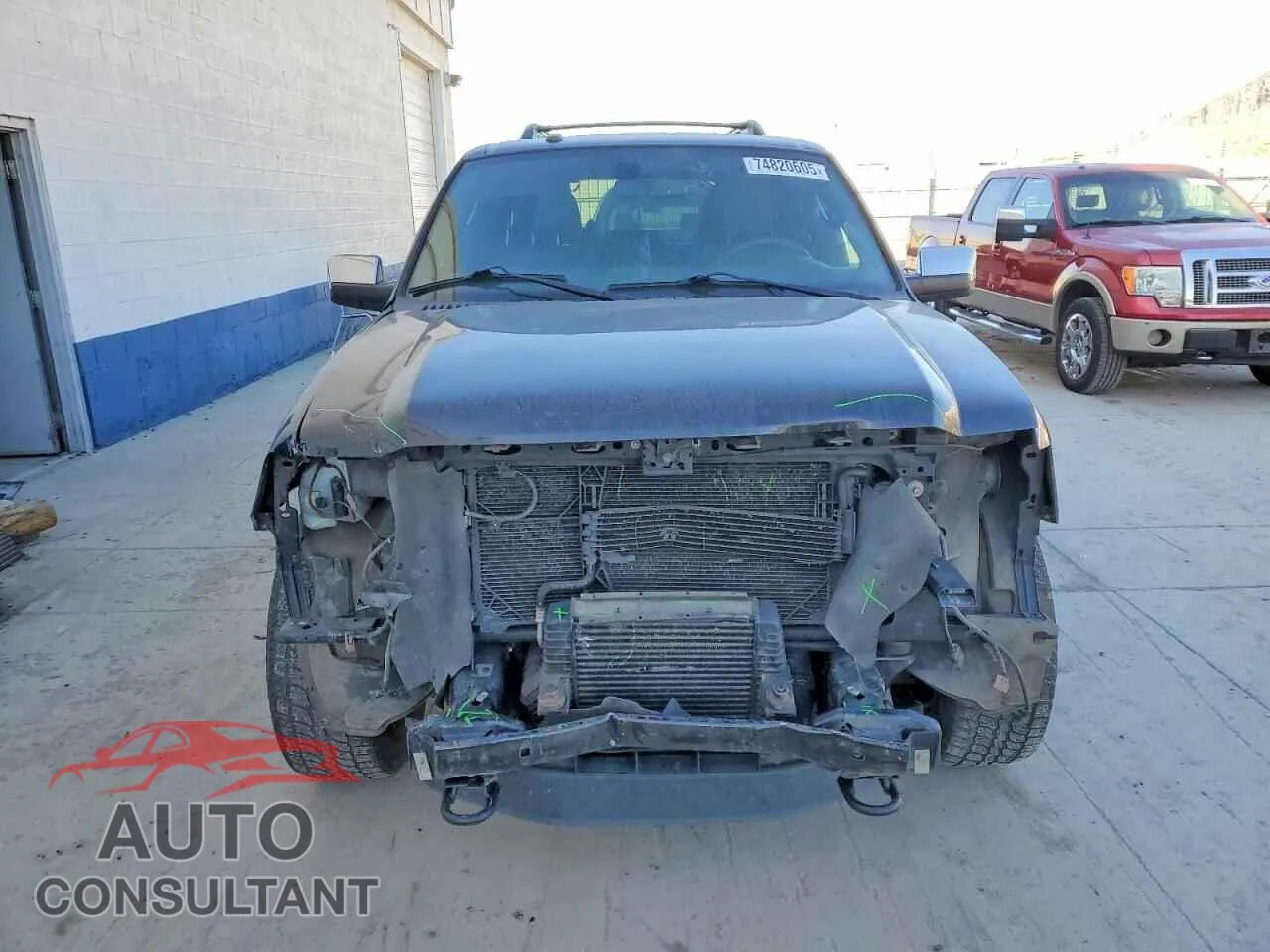2016 FORD EXPEDITION Damaged VIN 1FMJK1JT6GEF17731 – interior seats