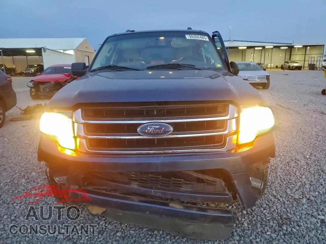 2015 FORD EXPEDITION Damaged VIN 1FMJU1JTXFEF02643 – interior seats