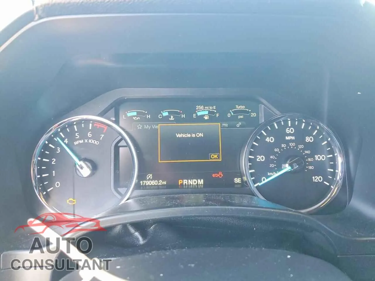 2018 FORD EXPEDITION Damaged VIN 1FMJU1KT5JEA02218 – trunk area