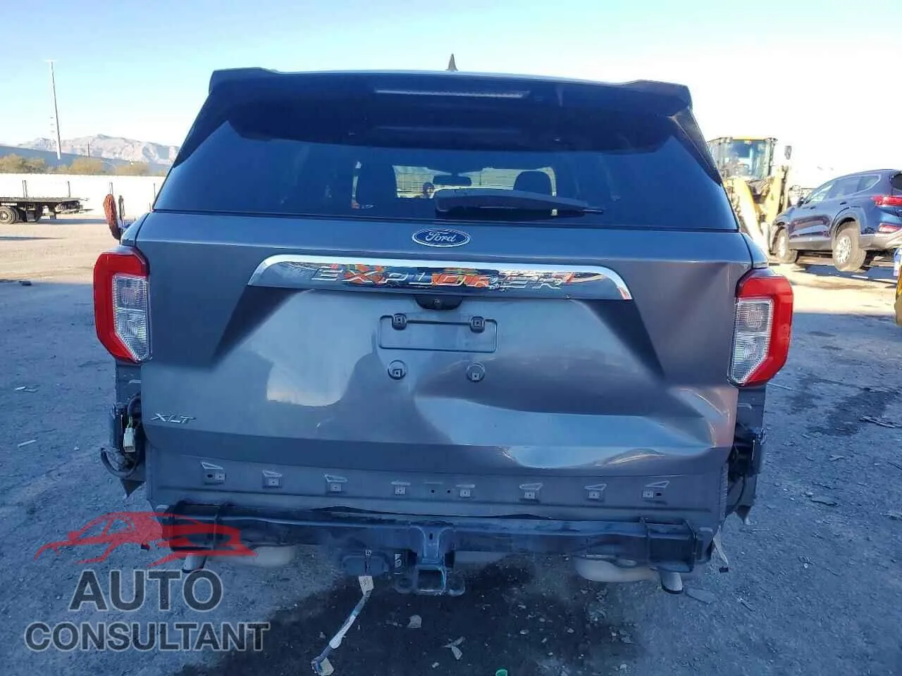 2021 FORD EXPLORER Damaged VIN 1FMSK7DH3MGA16763 – engine bay