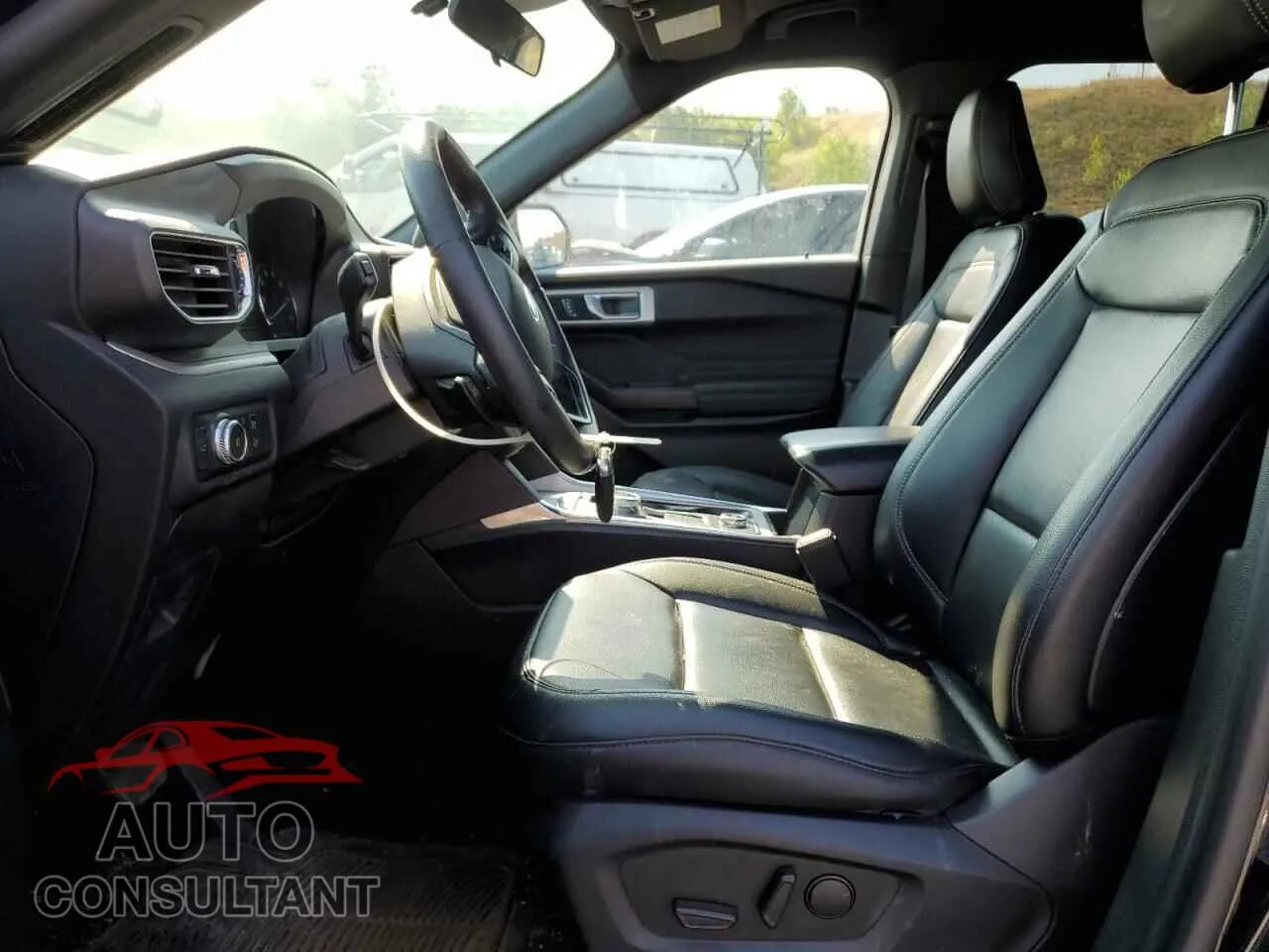 2020 FORD EXPLORER Damaged VIN 1FMSK8DH7LGB05577 – exterior detail