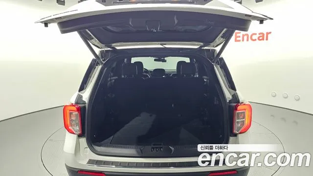 2020 Ford Explorer 6th Gen 2.3 LimIted 4WD Sold VIN 1FMSK8FH7LGA96473 – side profile