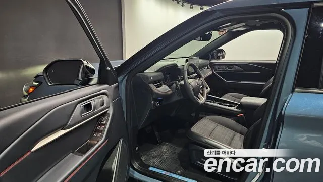 2025 Ford Explorer 6th Gen 2.3 St-Line 4wd Sold VIN 1FMUK8KH6SGA82531 – front exterior