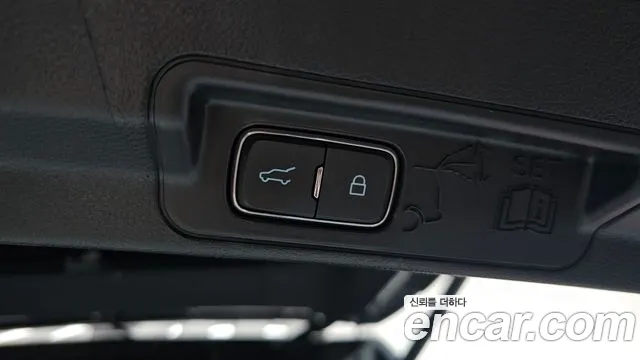 2025 Ford Explorer 6th Gen 2.3 ST-Line 4WD Sold VIN 1FMUK8KH8SGB04044 – photo 24