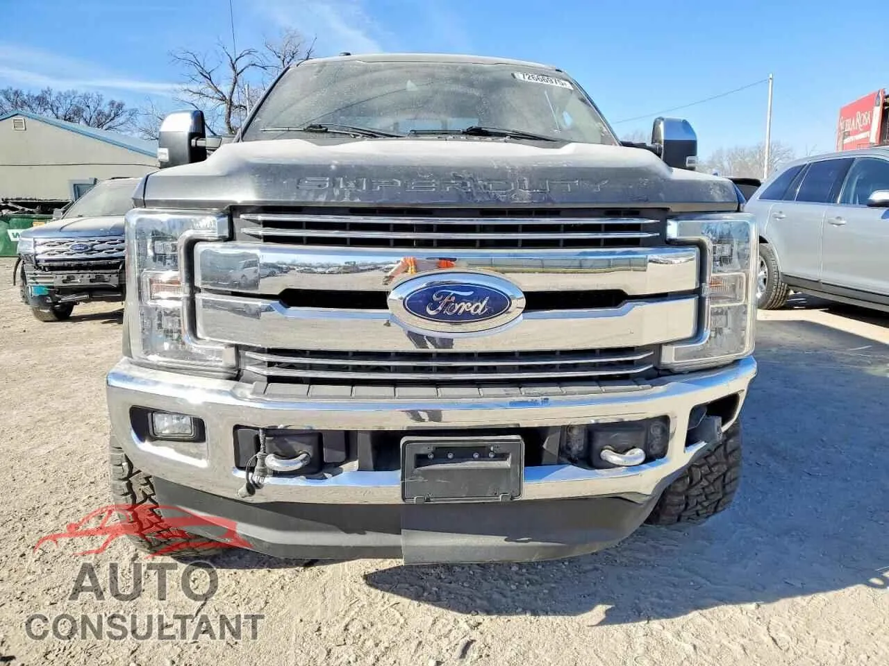 2018 FORD F250 Damaged VIN 1FT7W2BT2JEC40431 – interior seats