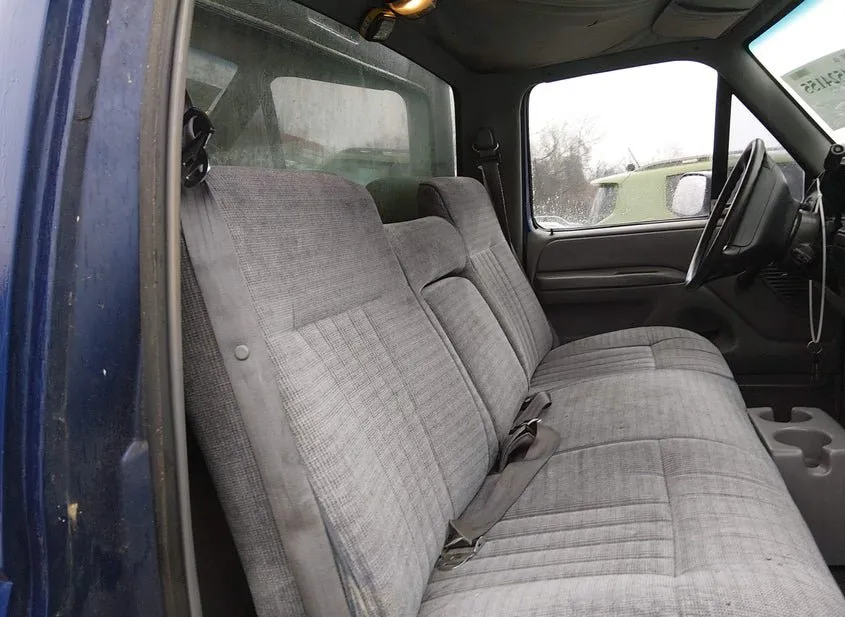 1996 FORD F-150 Used VIN 1FTEF15Y5TLC12730 – trunk area