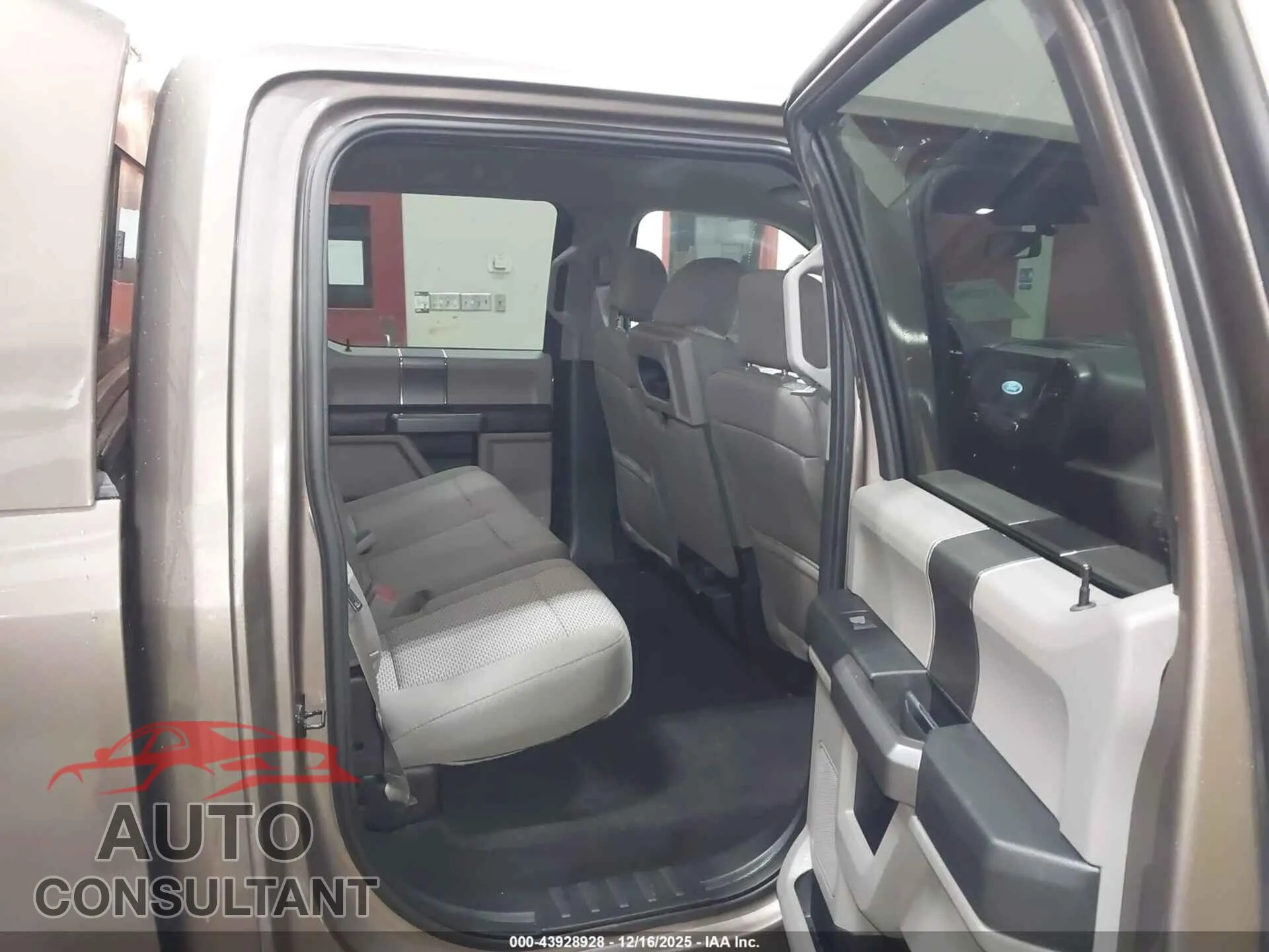 2018 FORD F-150 Damaged VIN 1FTEW1EP2JKF78011 – undercarriage