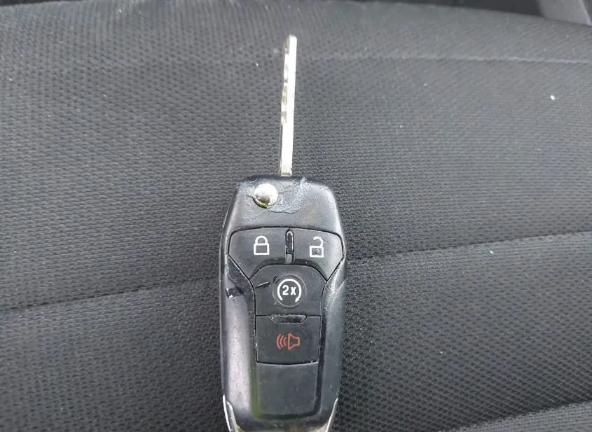 2019 FORD F-150 Used VIN 1FTEW1EP6KFA08913 – dashboard
