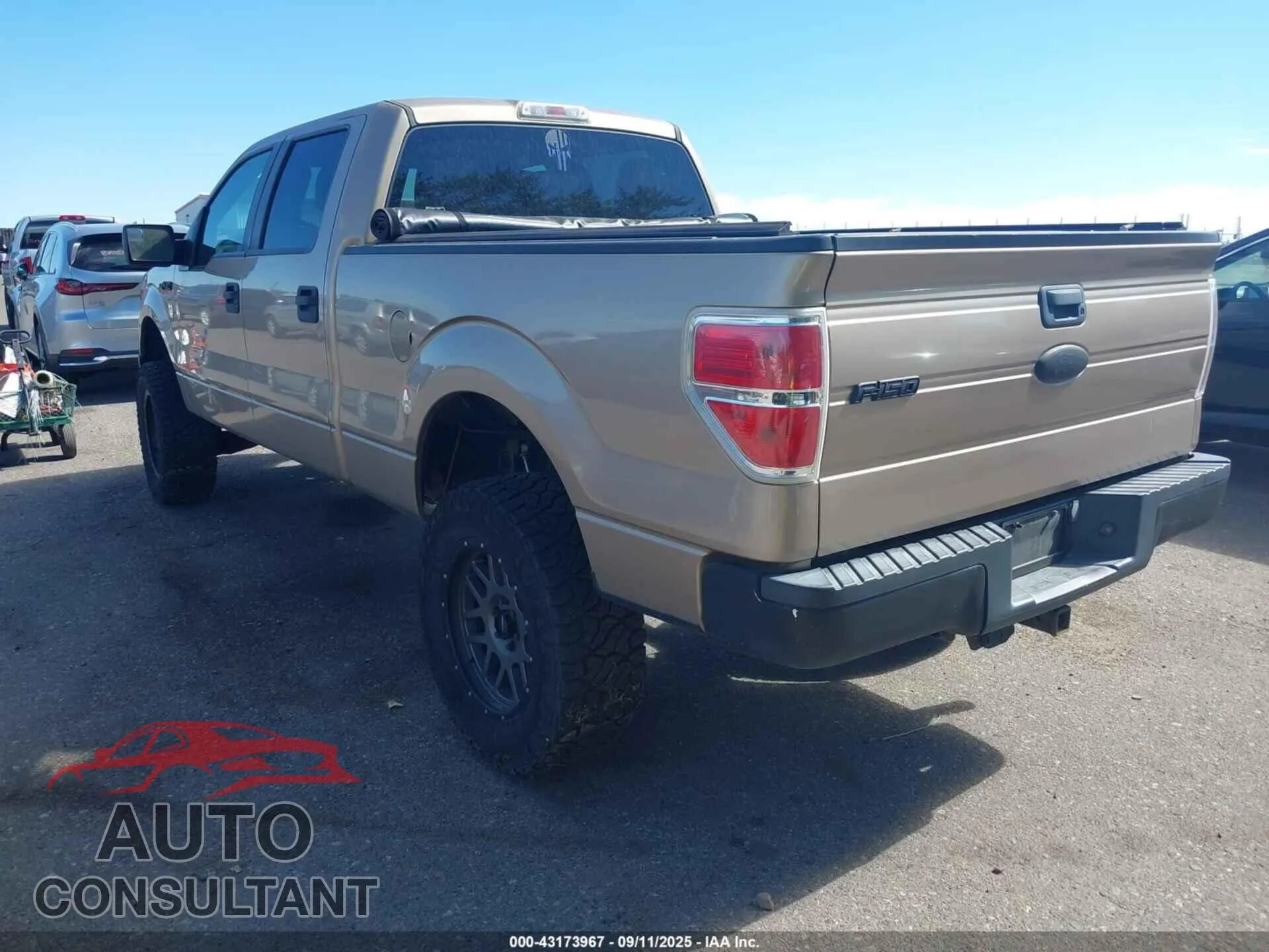 2011 FORD F-150 Damaged VIN 1FTFW1EFXBKD72402 – side profile
