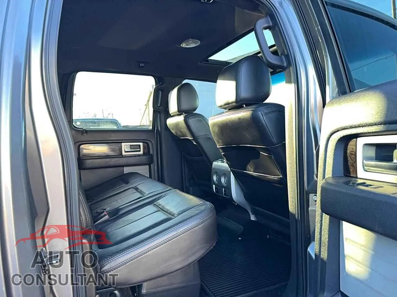 2013 FORD F-150 Damaged VIN 1FTFW1ET7DFB44651 – engine bay 2013 FORD F-150 Damaged VIN 1FTFW1ET7DFB44651 – engine bay