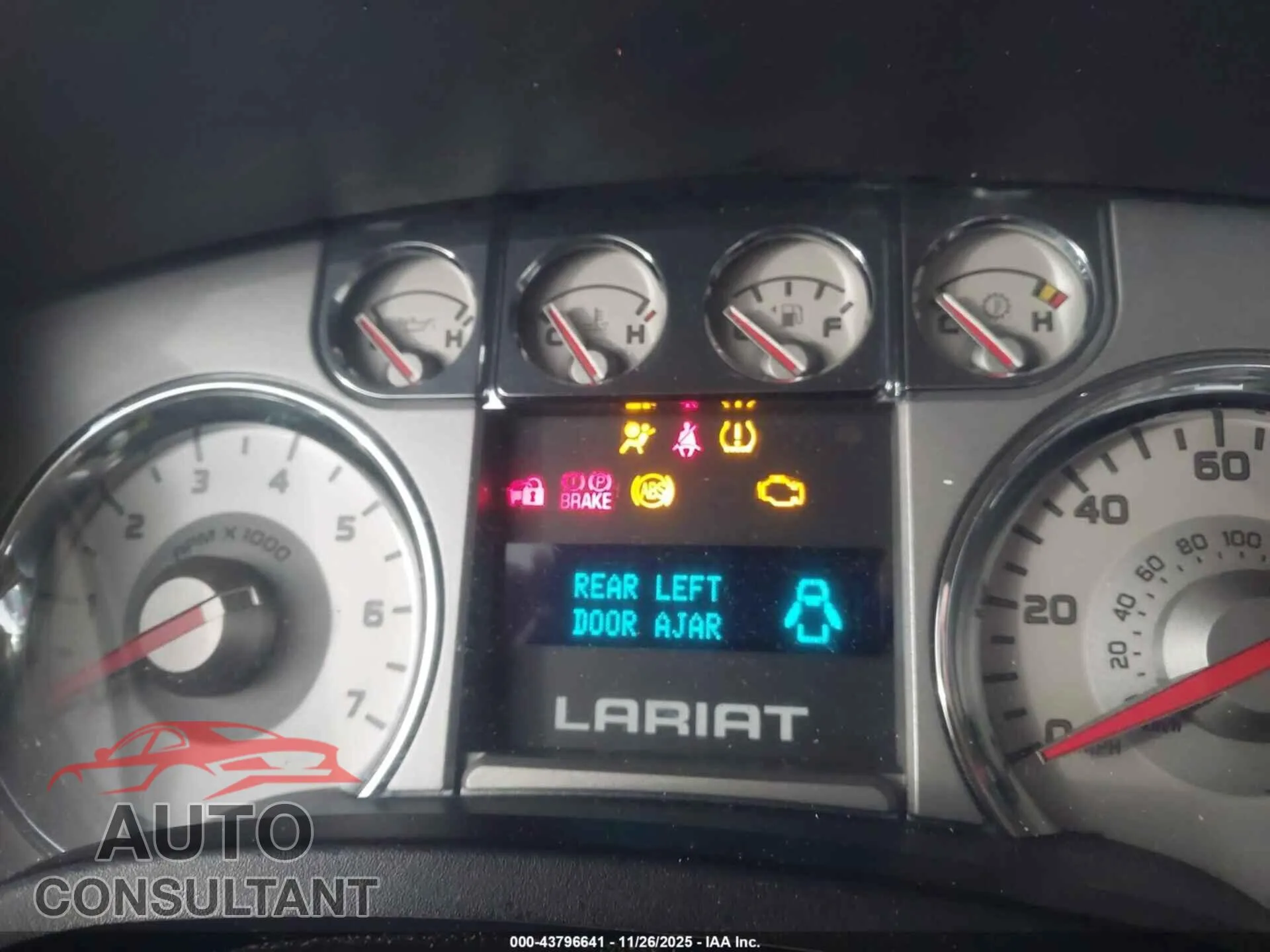 2009 FORD F-150 Damaged VIN 1FTPW14V69FA24242 – exterior detail 2009 FORD F-150 Damaged VIN 1FTPW14V69FA24242 – exterior detail
