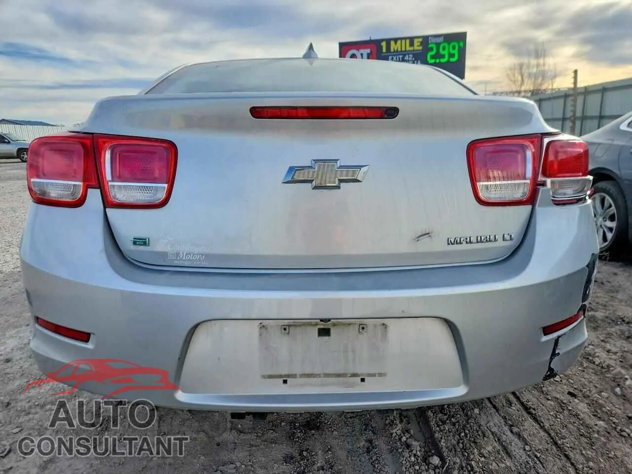 2015 CHEVROLET MALIBU Damaged VIN 1G11C5SLXFF317721 – engine bay