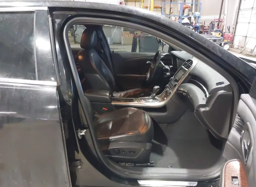 2013 CHEVROLET MALIBU Used VIN 1G11H5SA1DU126973 – engine bay
