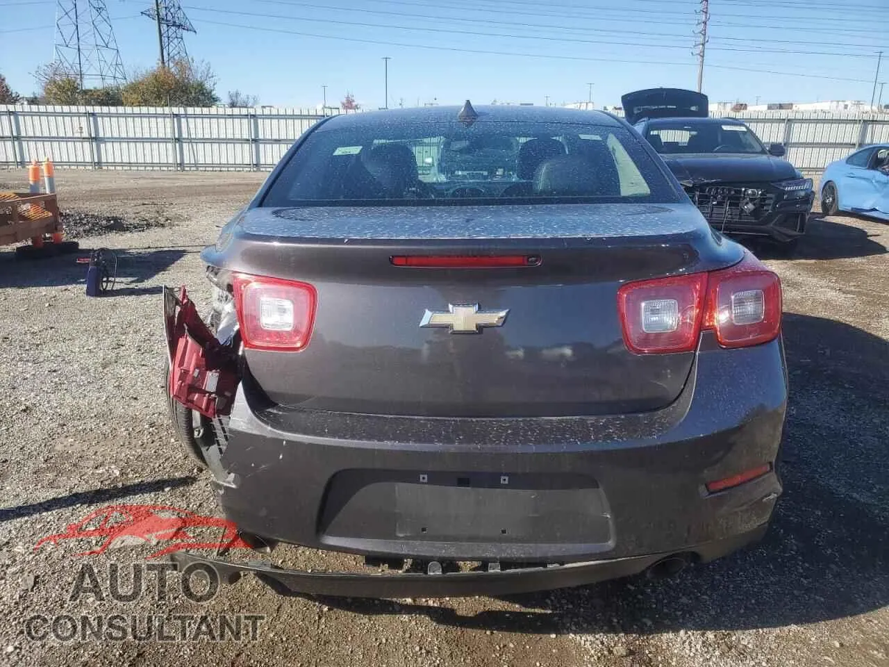 2013 CHEVROLET MALIBU Damaged VIN 1G11H5SAXDF287259 – engine bay