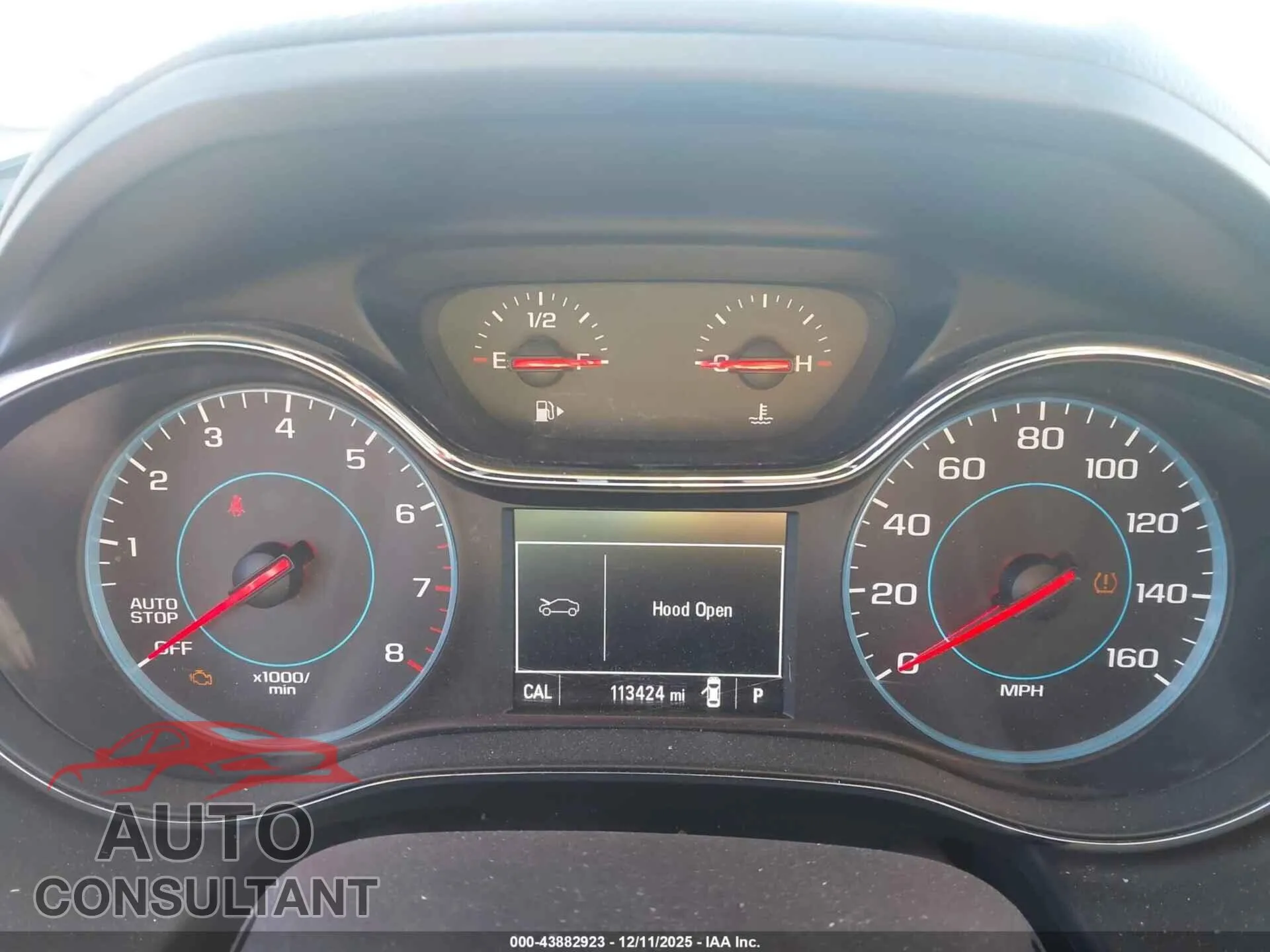 2017 CHEVROLET CRUZE Damaged VIN 1G1BE5SM1H7262077 – exterior detail