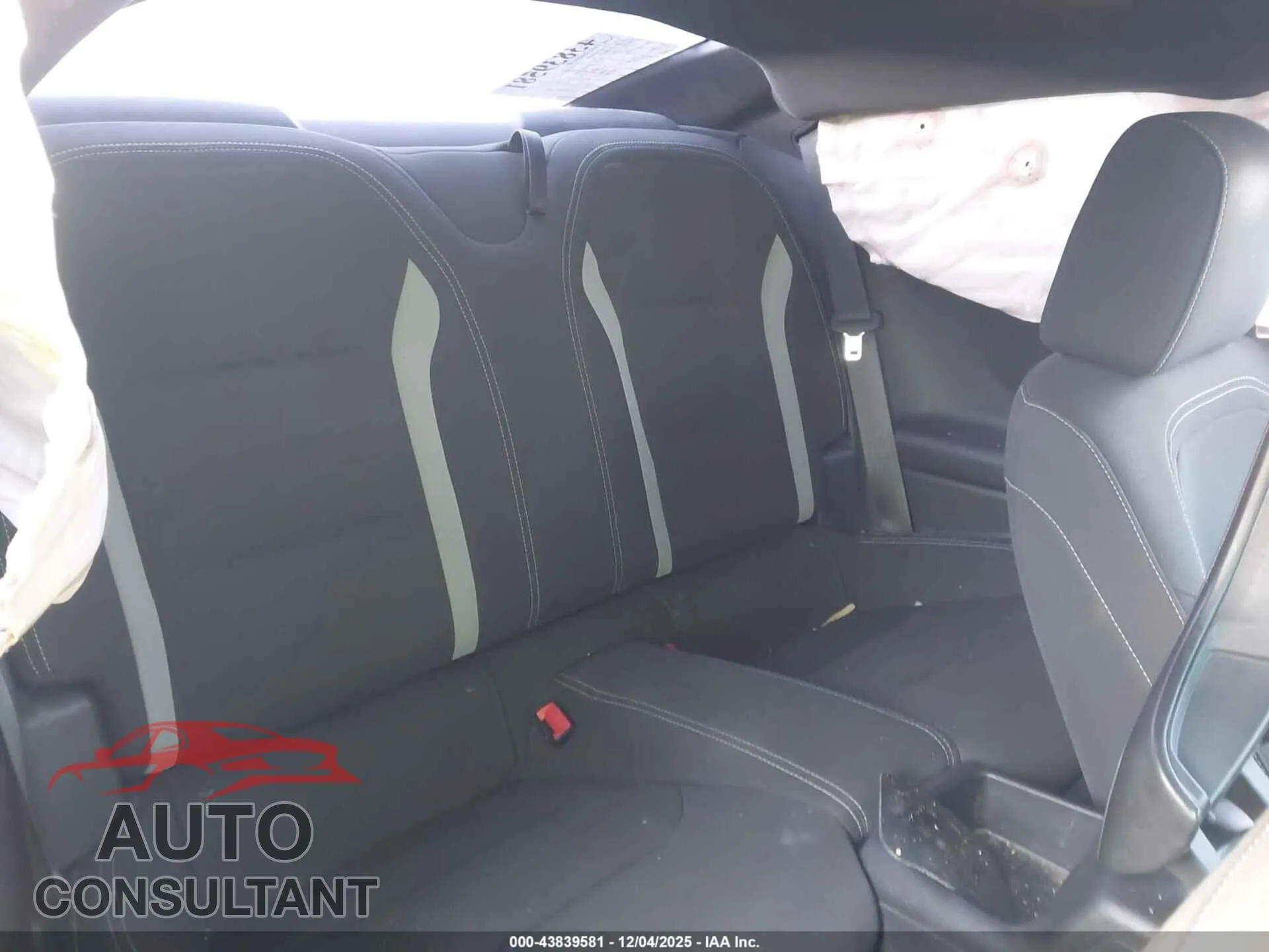 2018 CHEVROLET CAMARO Damaged VIN 1G1FF1R78J0141990 – undercarriage