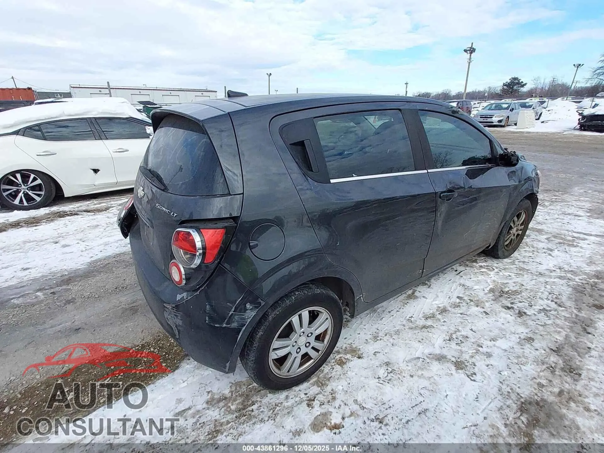 2014 CHEVROLET SONIC Damaged VIN 1G1JC6SH1E4202923 – dashboard