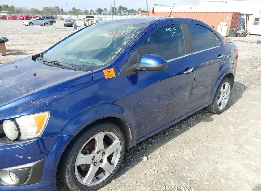 2013 CHEVROLET Sonic Used VIN 1G1JE5SH2D4236517 – interior seats