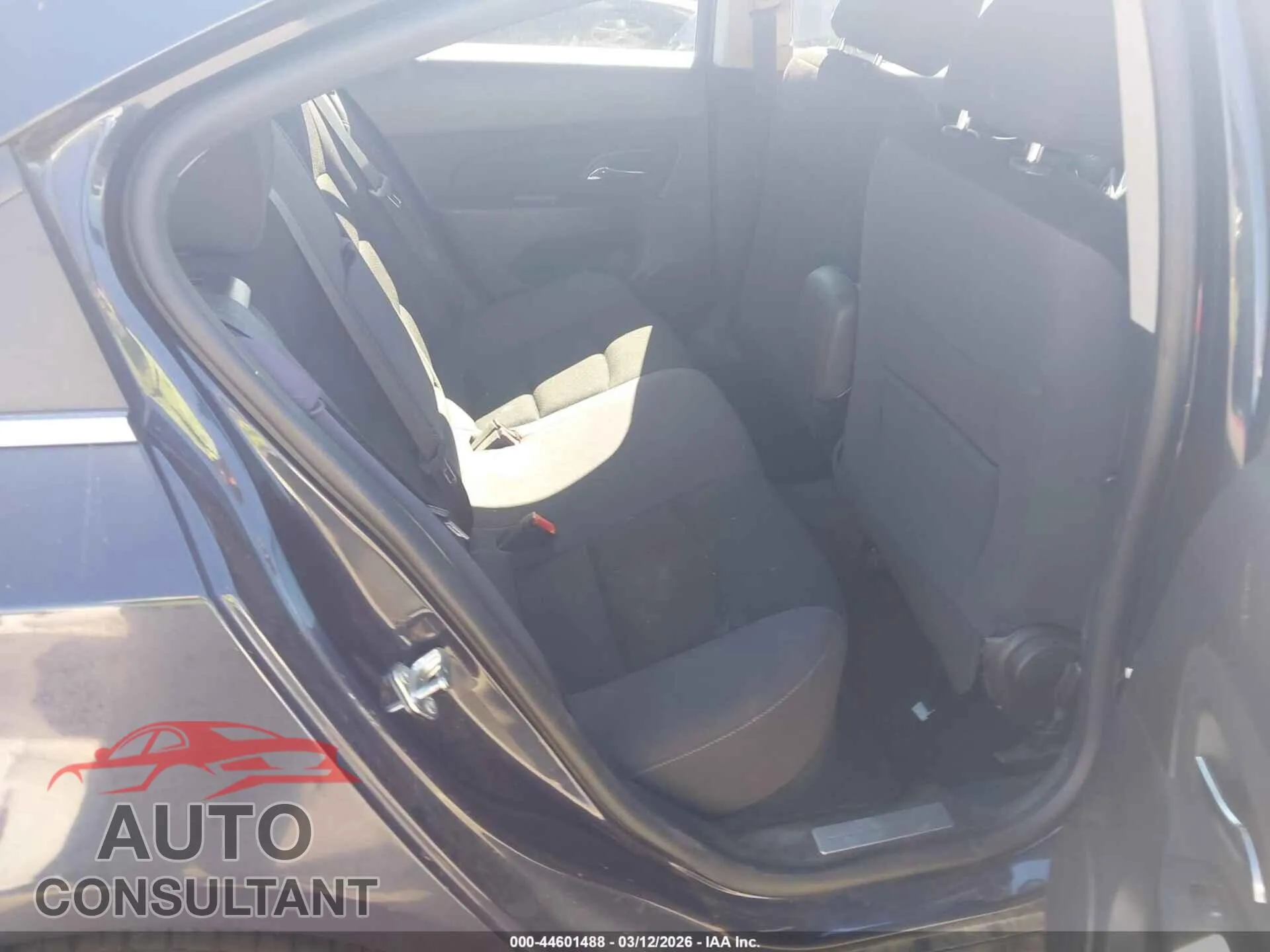 2014 CHEVROLET CRUZE Used VIN 1G1PC5SB2E7236478 – undercarriage
