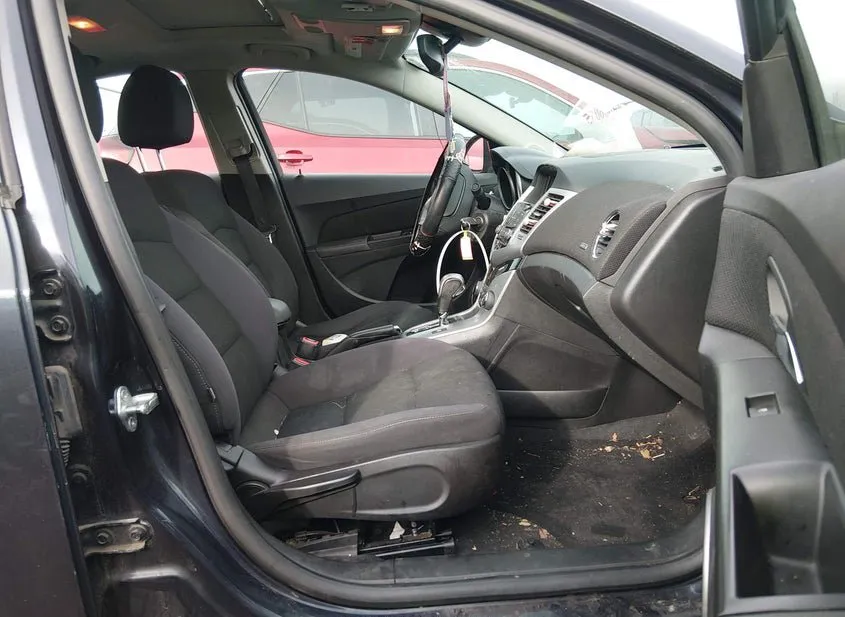2014 CHEVROLET Cruze Used VIN 1G1PC5SB4E7198056 – engine bay