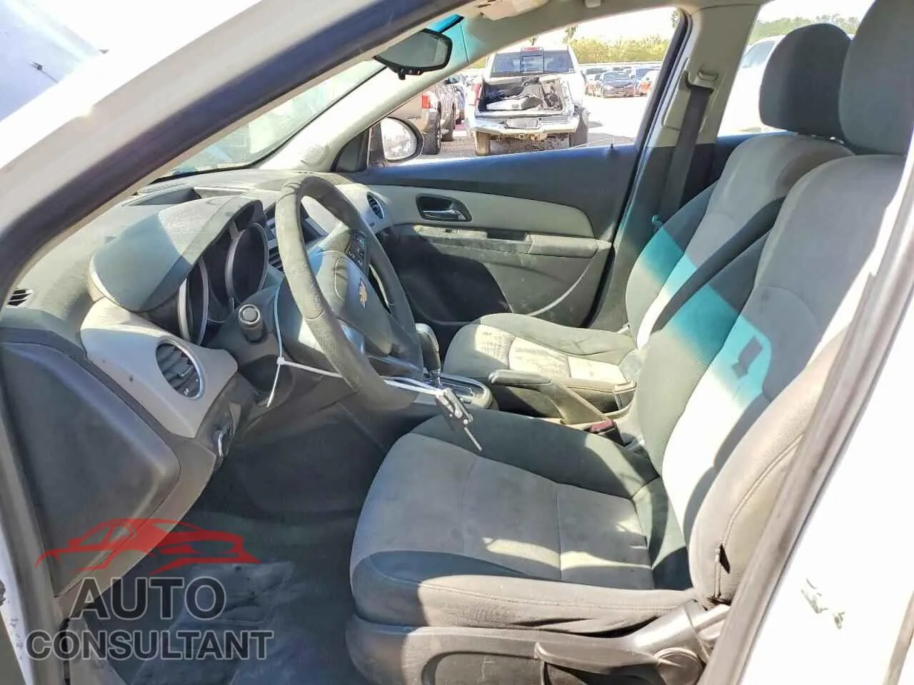 2012 CHEVROLET CRUZE Damaged VIN 1G1PC5SHXC7195485 – exterior detail