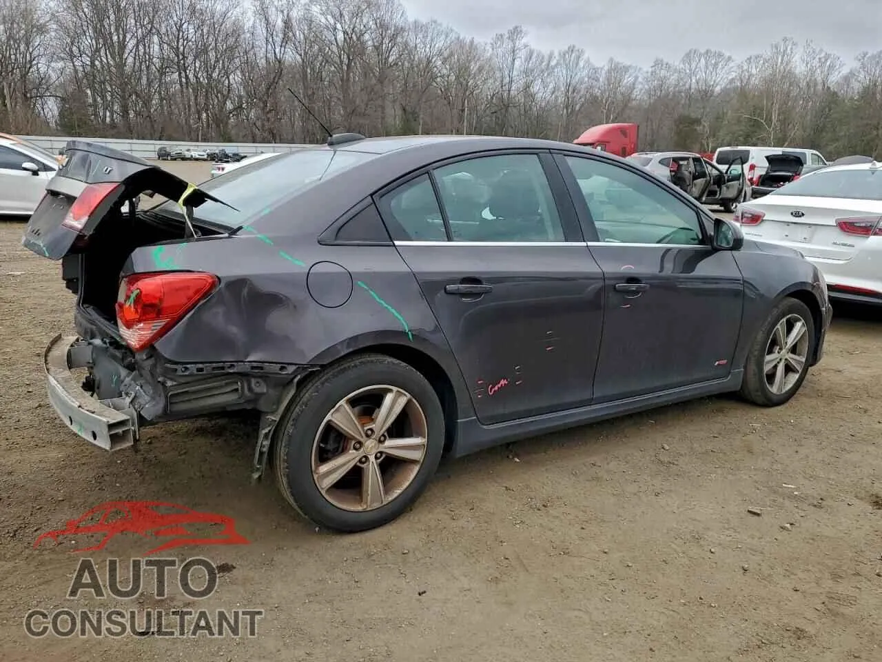 2015 CHEVROLET CRUZE Damaged VIN 1G1PE5SB4F7168597 – side profile 2015 CHEVROLET CRUZE Damaged VIN 1G1PE5SB4F7168597 – side profile