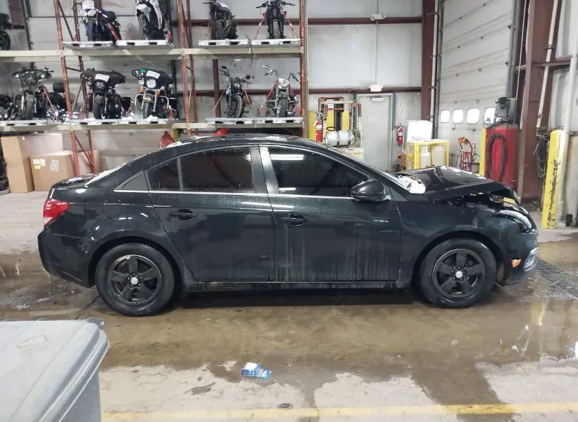 2016 CHEVROLET Cruze Limited Used VIN 1G1PE5SB4G7174952 – side profile