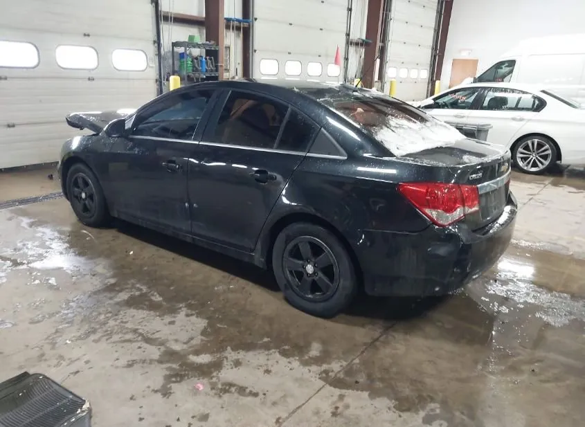 2016 CHEVROLET Cruze Limited Used VIN 1G1PE5SB4G7174952 – exterior detail