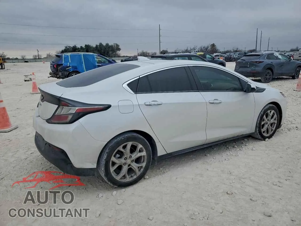 2017 CHEVROLET VOLT Damaged VIN 1G1RB6S59HU111138 – side profile