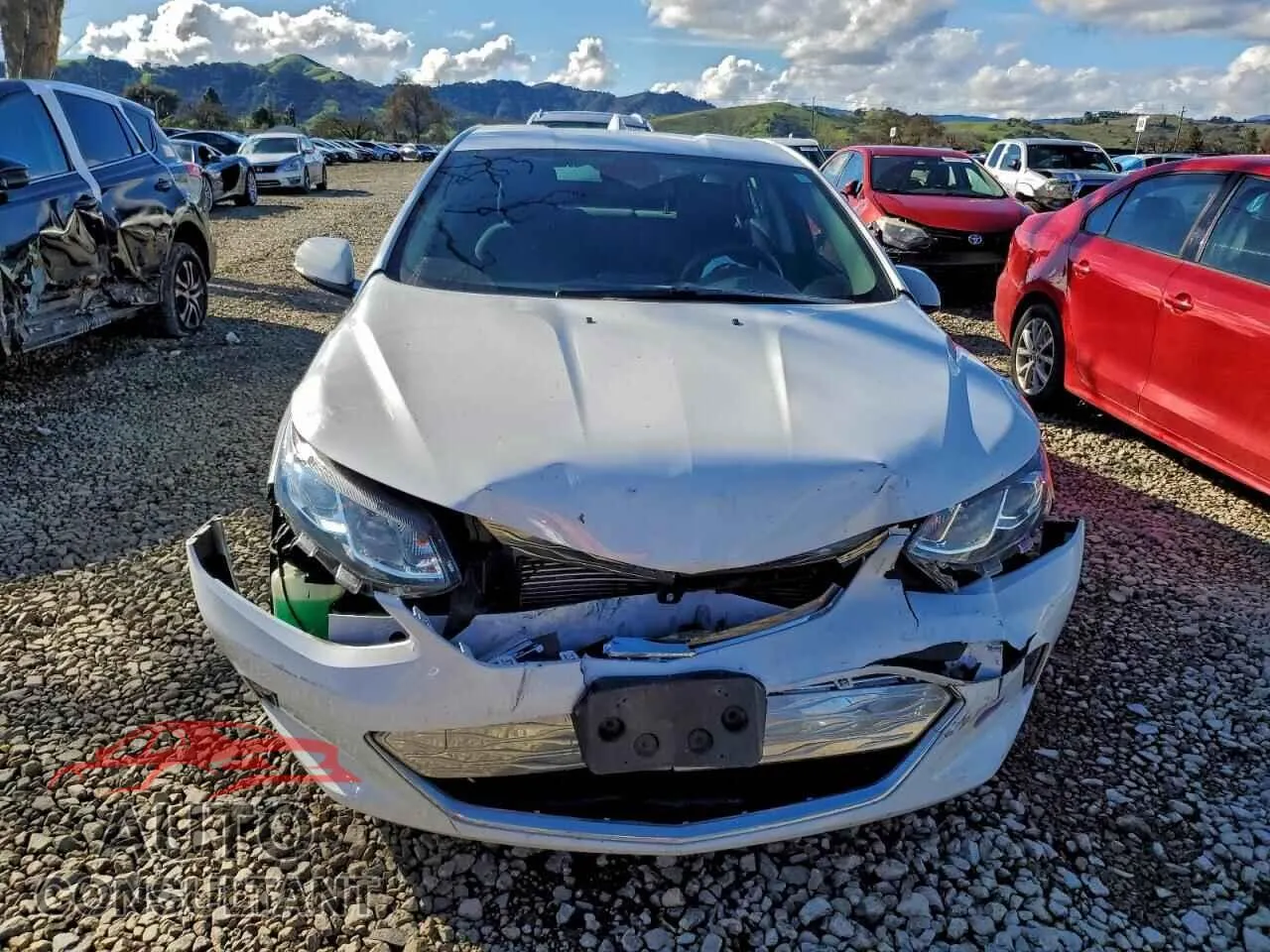 2018 CHEVROLET VOLT Damaged VIN 1G1RC6S5XJU152686 – interior seats