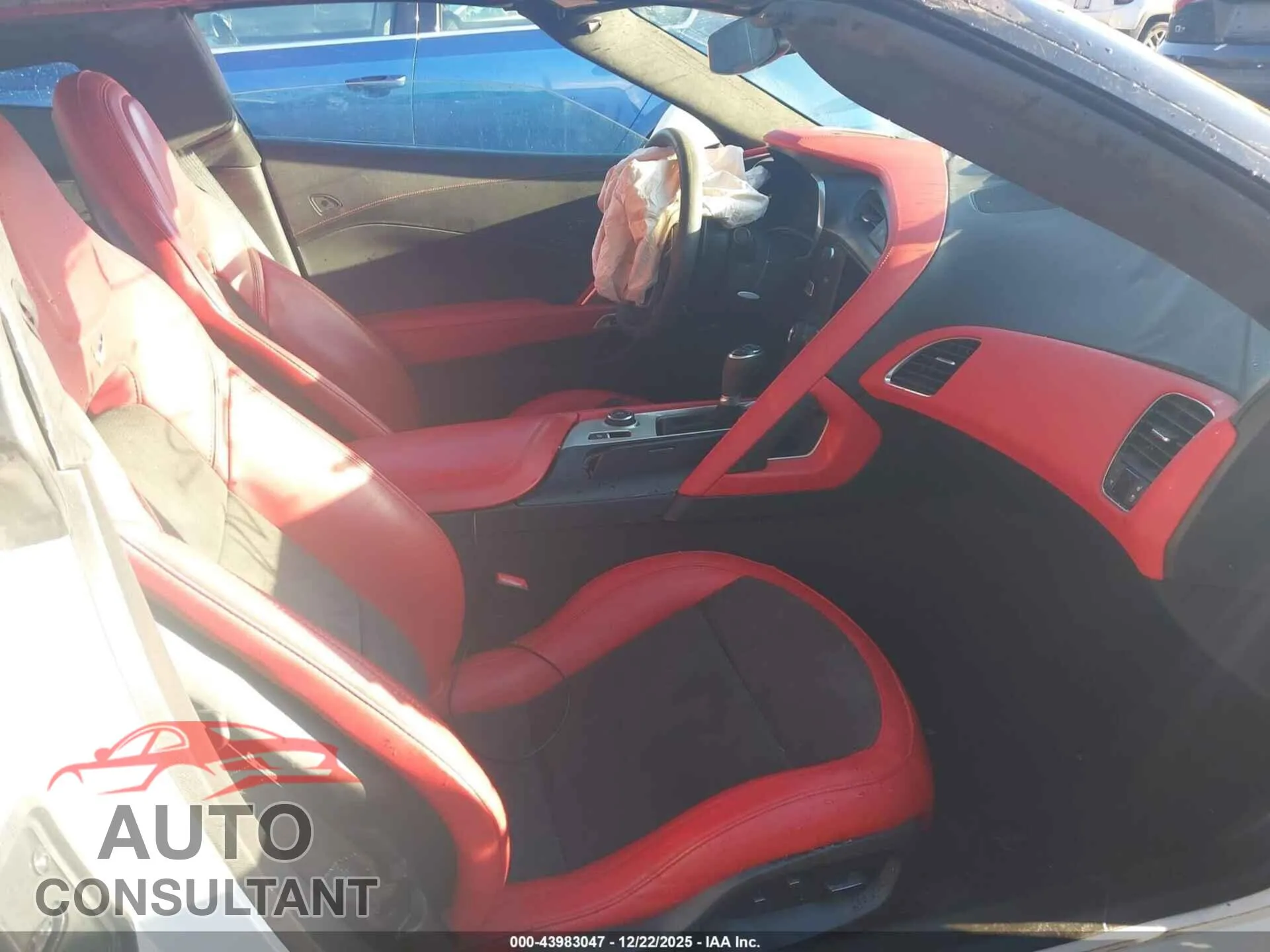 2019 CHEVROLET CORVETTE Damaged VIN 1G1YF2D79K5102691 – interior seats