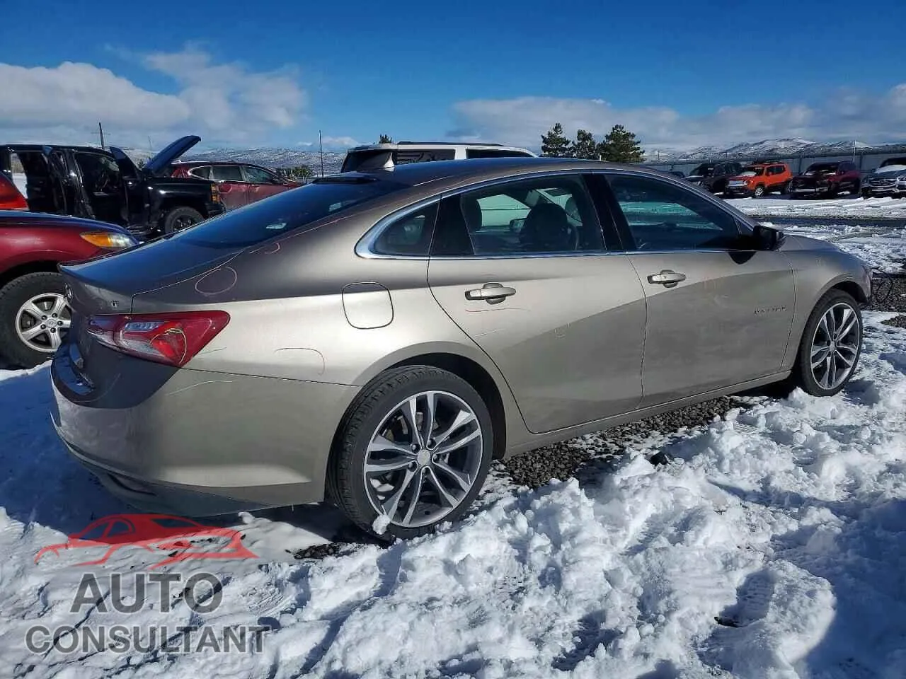 2022 CHEVROLET MALIBU Damaged VIN 1G1ZD5ST4NF174487 – side profile