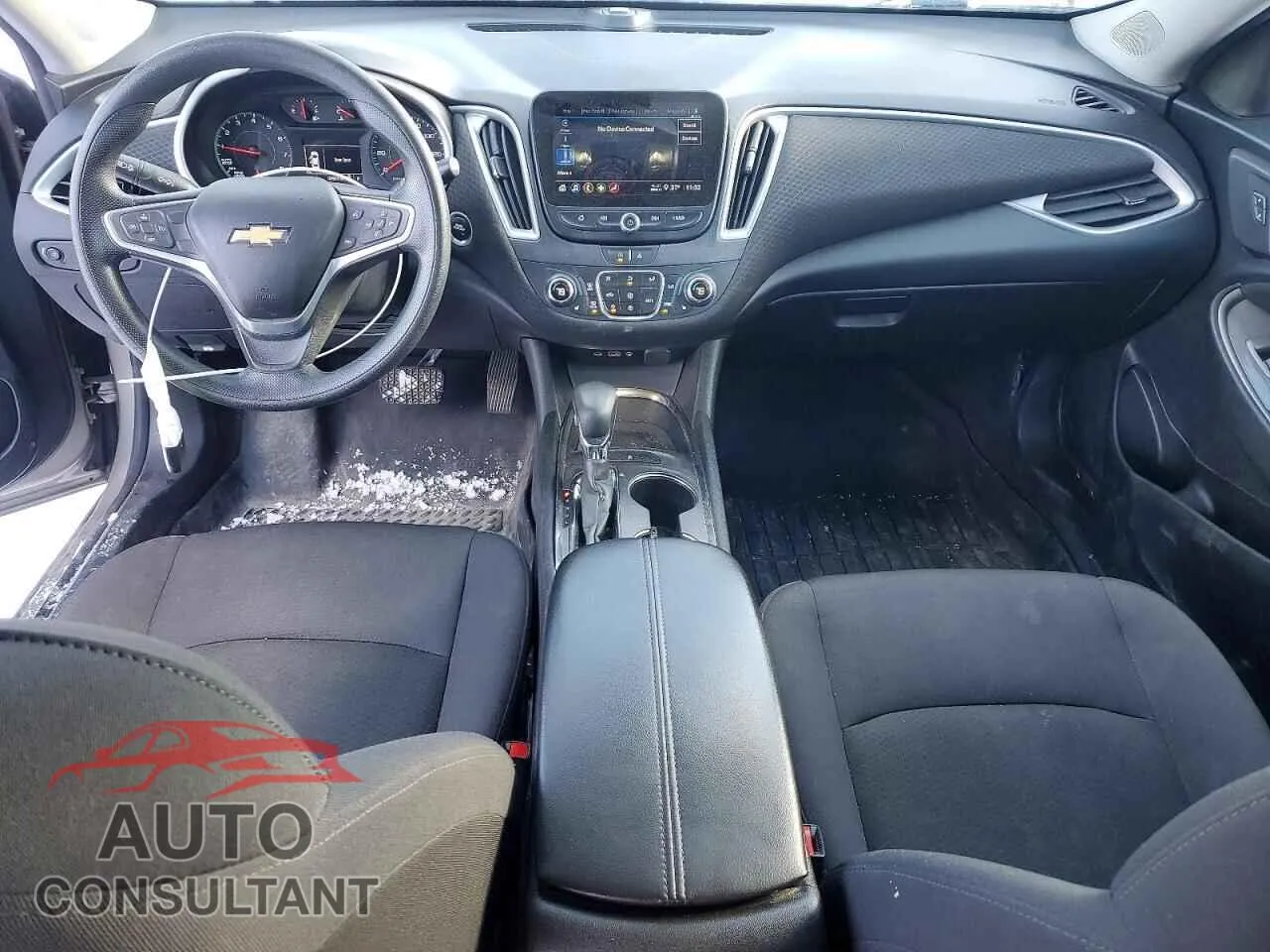 2022 CHEVROLET MALIBU Damaged VIN 1G1ZD5ST4NF174487 – undercarriage