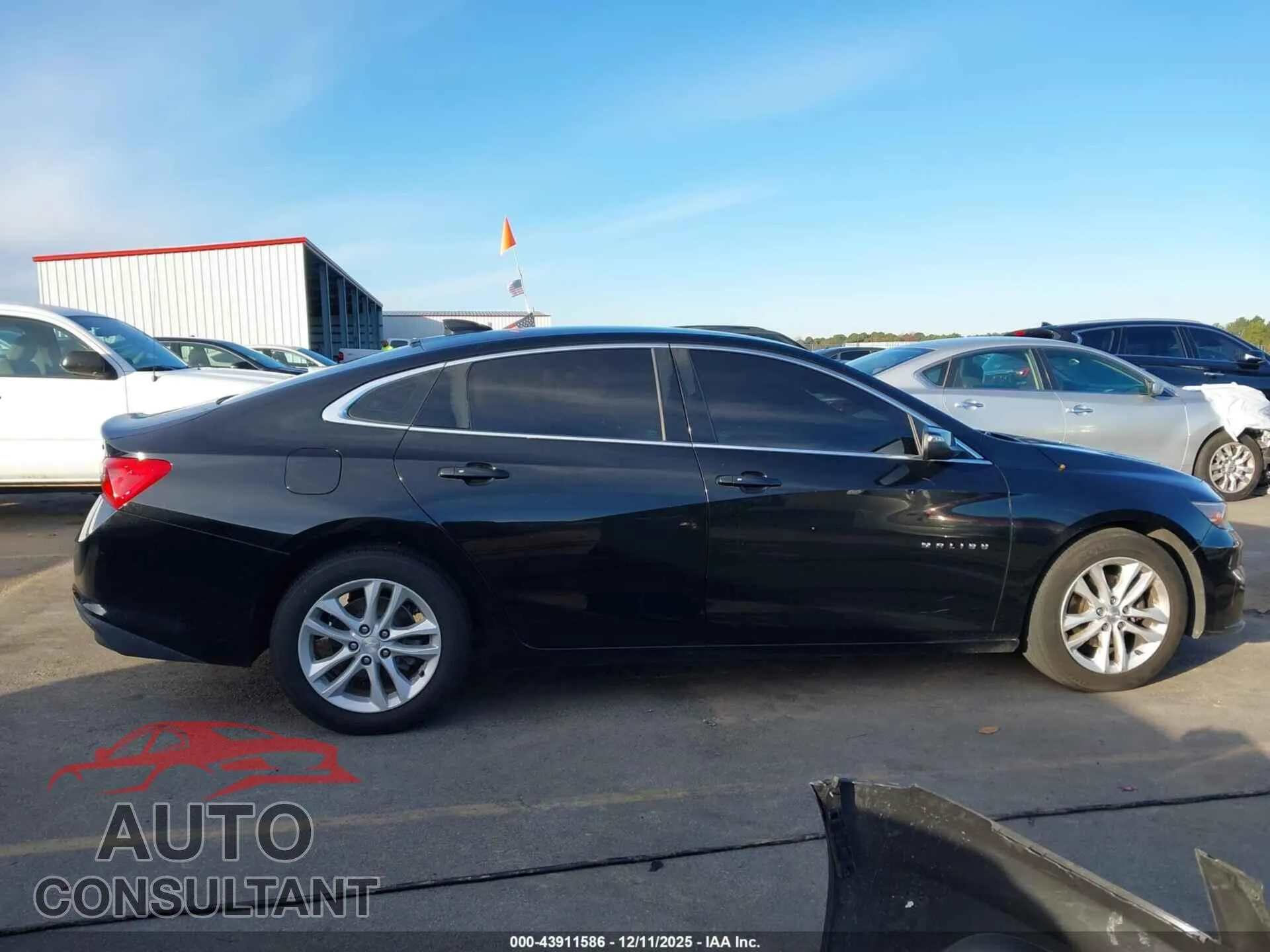2018 CHEVROLET MALIBU Damaged VIN 1G1ZD5ST6JF168152 – photo 13