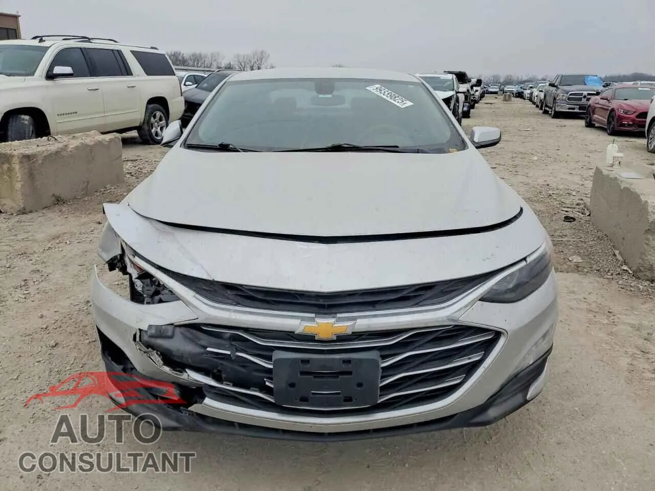 2019 CHEVROLET MALIBU Damaged VIN 1G1ZD5ST8KF167604 – interior seats