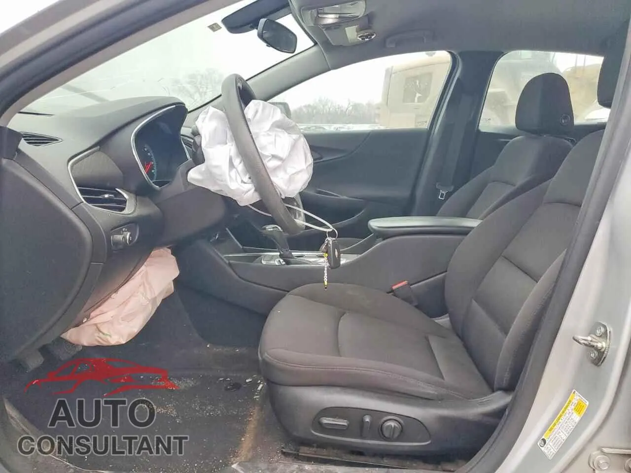 2019 CHEVROLET MALIBU Damaged VIN 1G1ZD5ST8KF167604 – exterior detail