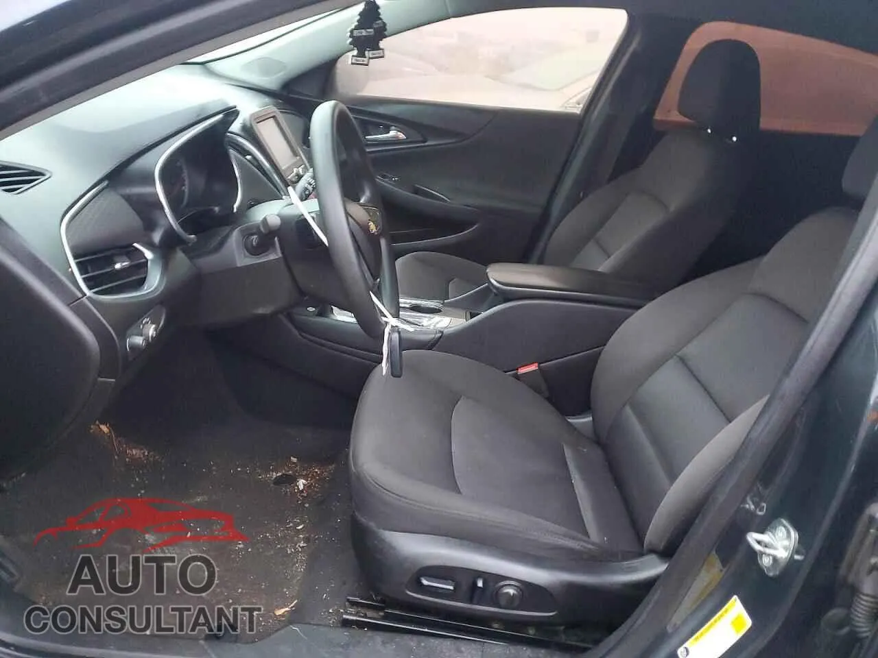2018 CHEVROLET MALIBU Damaged VIN 1G1ZD5STXJF153797 – exterior detail